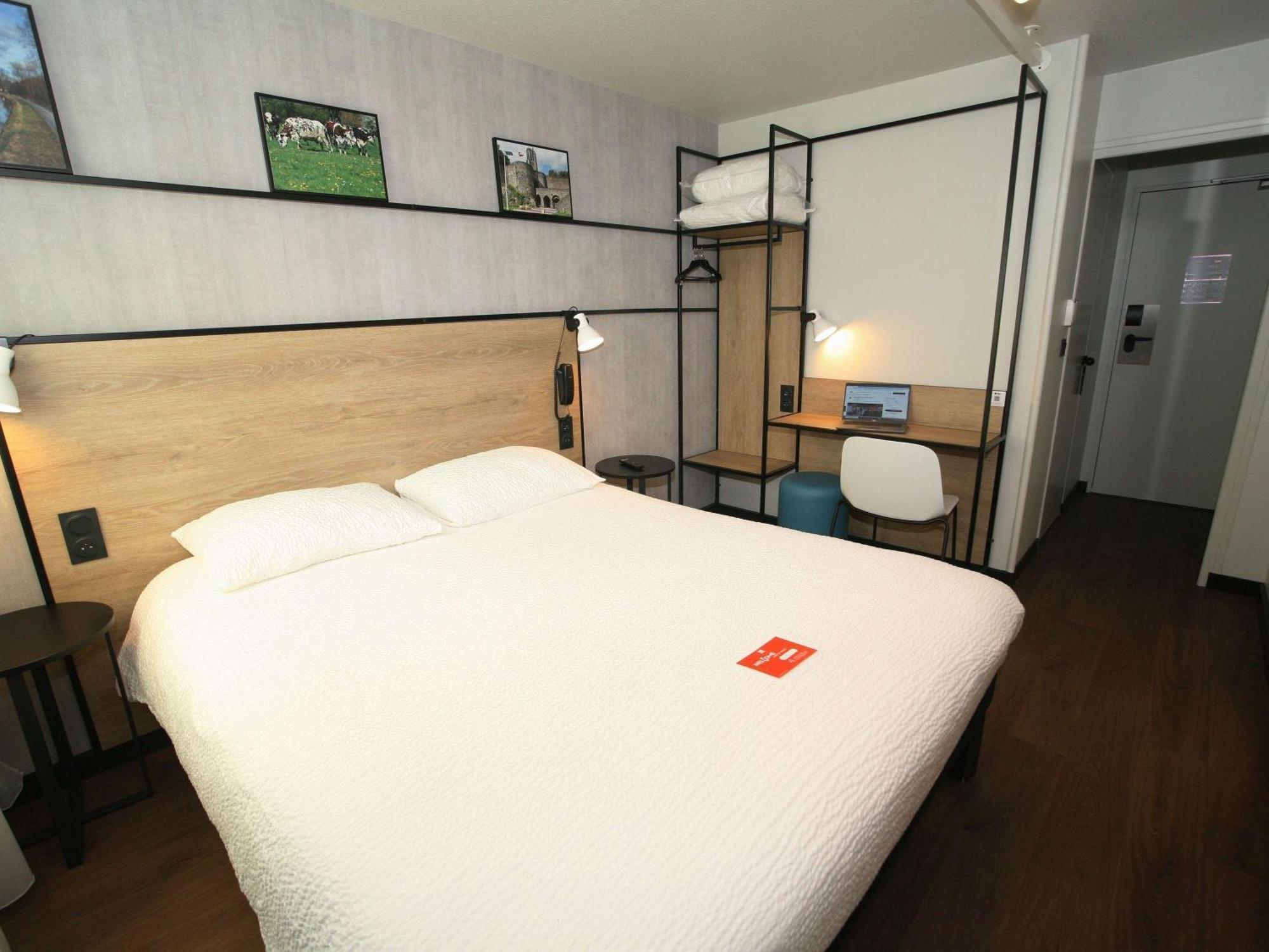 Ibis Saint-Lo Hotel Exterior photo