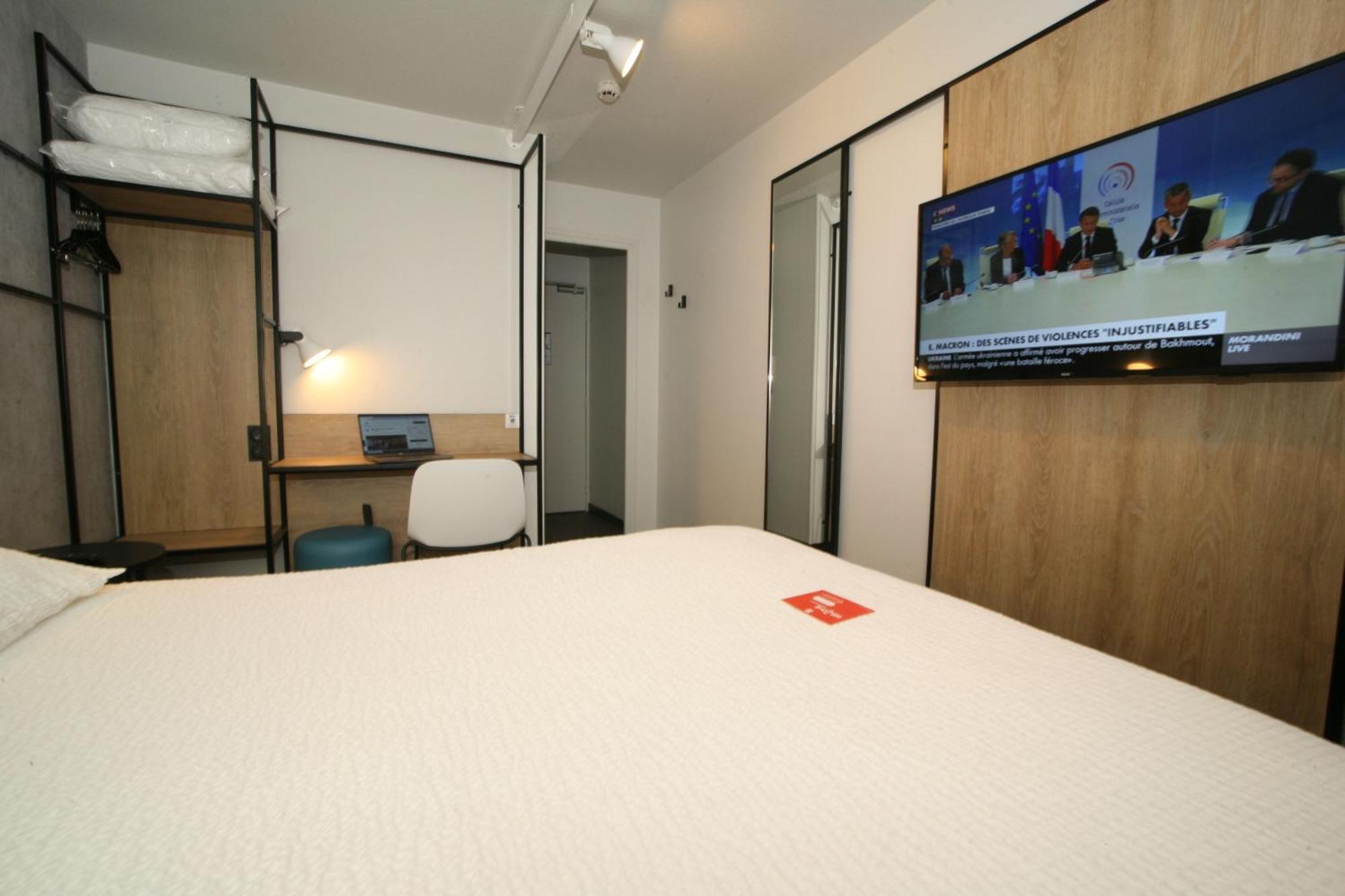 Ibis Saint-Lo Hotel Exterior photo